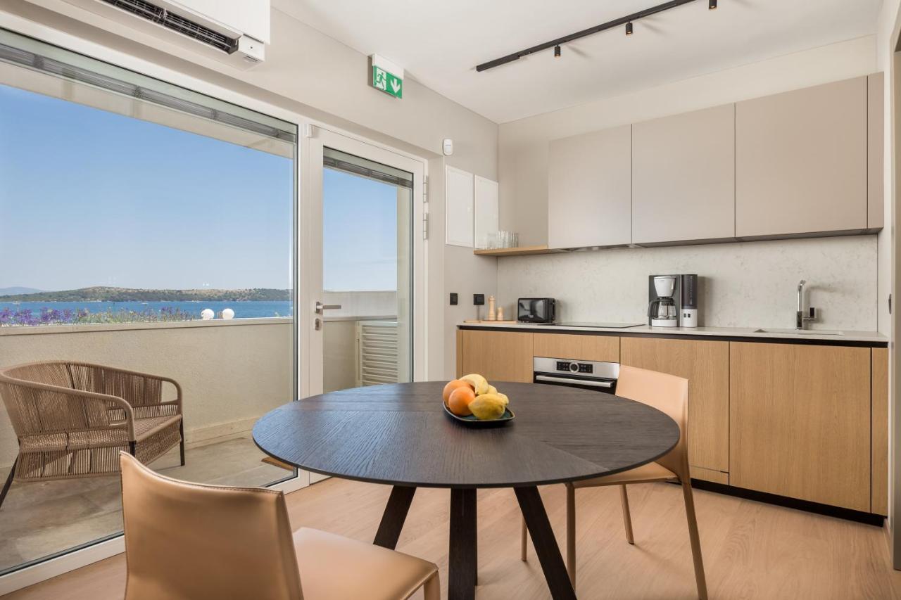 Maiora Luxury Island Suites Sali Bagian luar foto