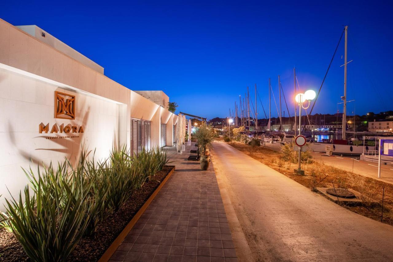 Maiora Luxury Island Suites Sali Bagian luar foto
