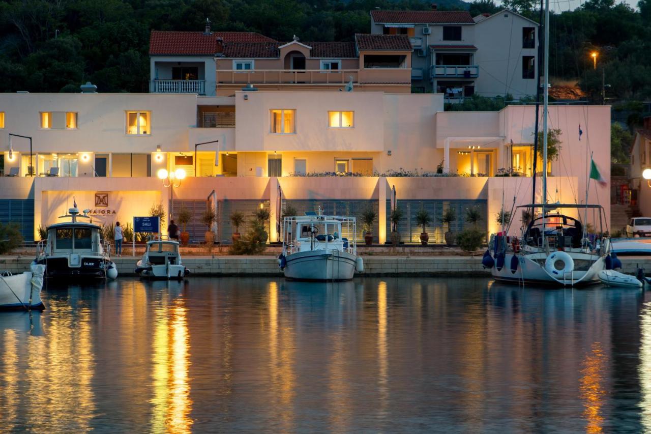 Maiora Luxury Island Suites Sali Bagian luar foto