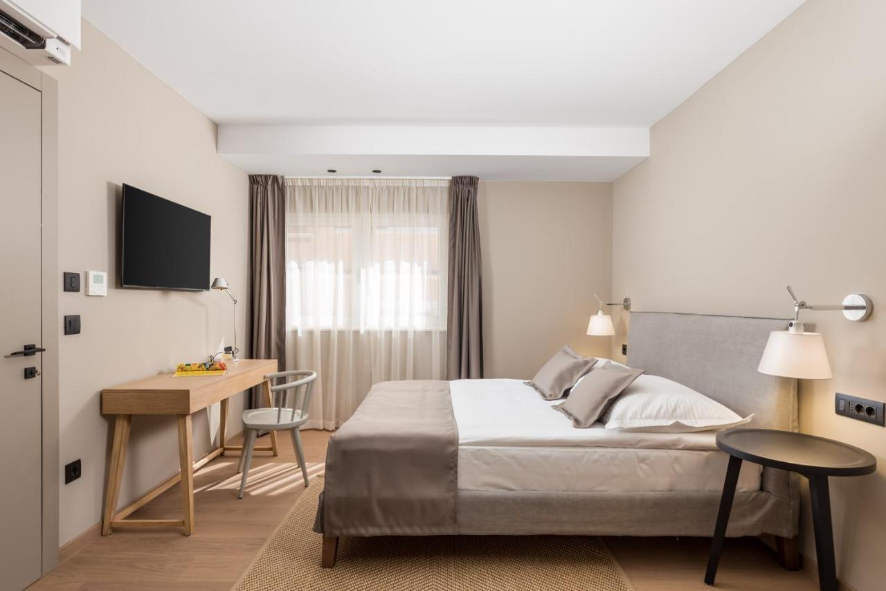Maiora Luxury Island Suites Sali Bagian luar foto
