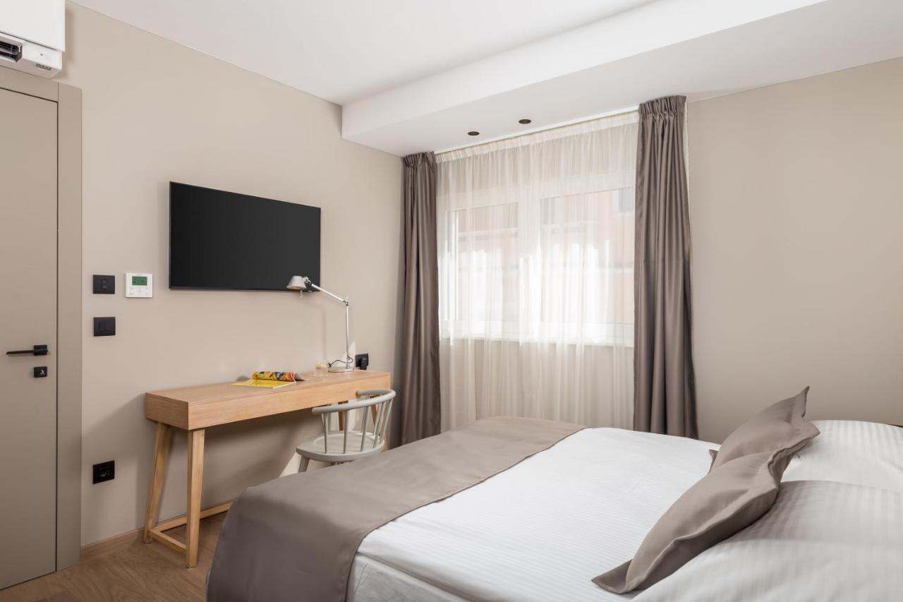 Maiora Luxury Island Suites Sali Bagian luar foto