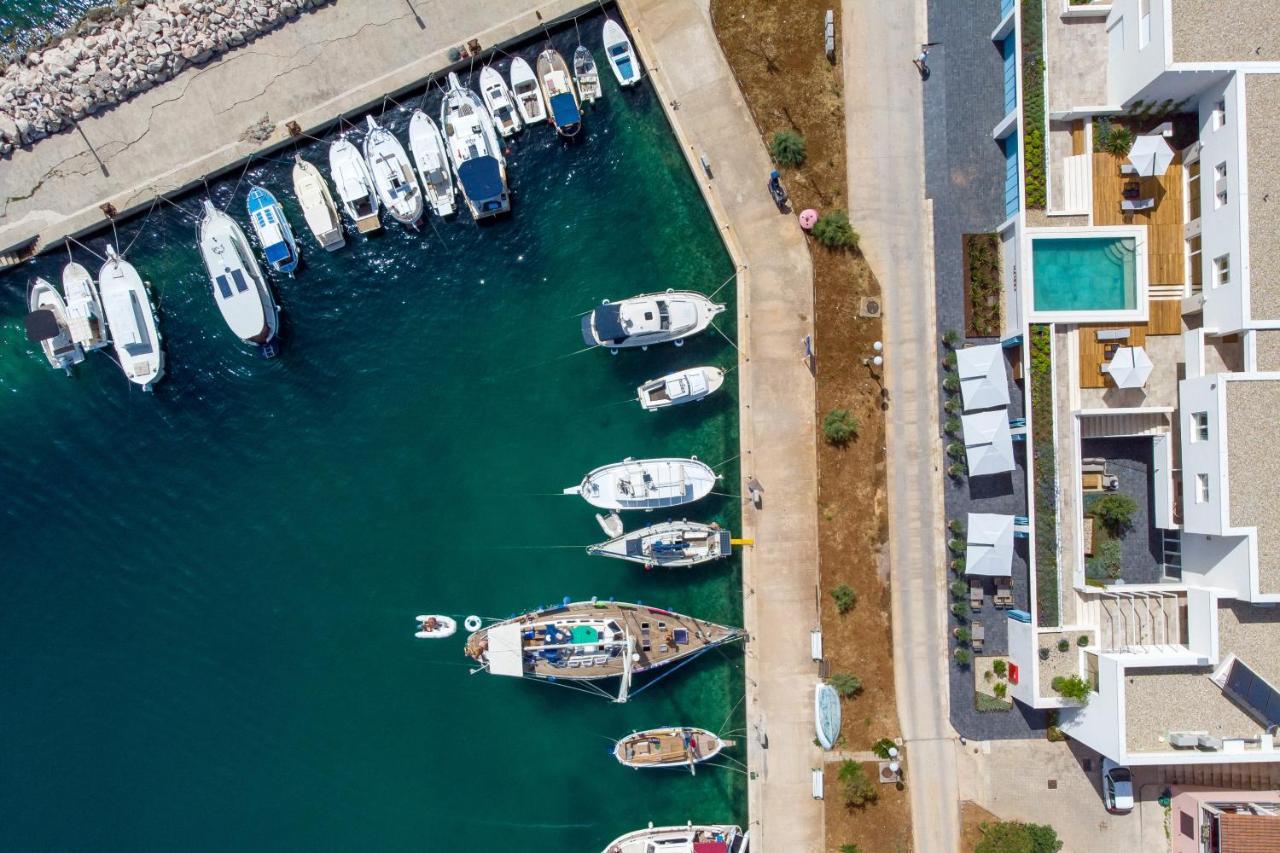 Maiora Luxury Island Suites Sali Bagian luar foto